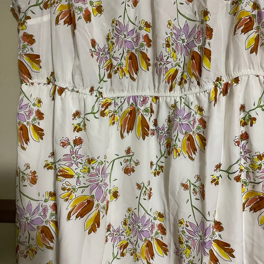 Elegant Floral Midi Dress - White with Yellow and Purple Ryan Wythe - Picture 4 of 9